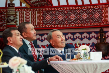 Фотография к новости: Президент Узбекистана осмотрел достопримечательности Астаны