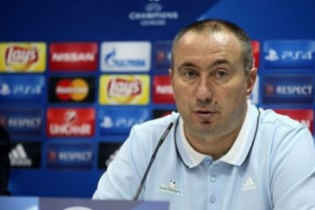 Фотография к новости: С.Стойлов об игре с «Легией»: Завтра важно не пропустить и забить самим