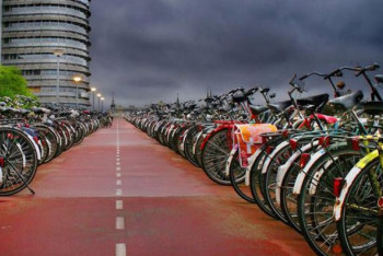 Фотография к новости: 450 велосипедов подарили общественники ученикам НИШ