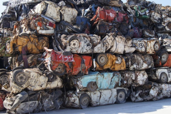 Фотография к новости: В Караганде открылся первый в Казахстане завод по утилизации старых автомобилей