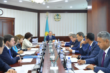 Фотография к новости: Бюро Мажилиса определило повестку пленарного заседания палаты