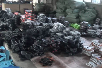 Фотография к новости: Подпольный цех по пошиву кроссовок Adidas и Reebok выявили в Алматы