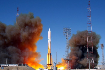 Фотография к новости: Ракета-носитель «Протон-М» стартовала с Байконура