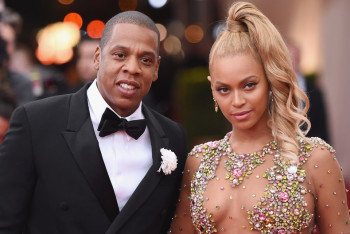 Фотография к новости: Певица Бейонсе родила двойню