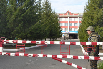 Фотография к новости: Подозреваемый в убийстве курсанта Нацгвардии водворен в изолятор Петропавловска