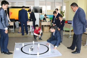 Фотография к новости: Робота-озеленителя создали школьницы из Кызылорды