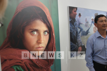 Фотография к новости: В Талдыкоргане открылась выставка лучших фотографий National Geographic