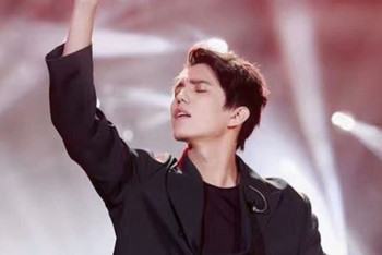 Фотография к новости: Димаш Кудайберген покорил Голливуд