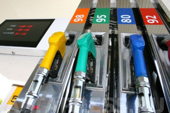 Фотография к новости: Болат Бакауов о росте цен на ГСМ: У АЗС была возможность сделать запас