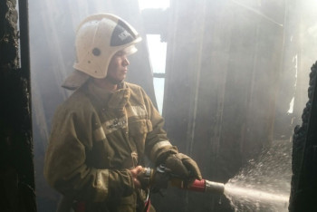 Фотография к новости: Крупный пожар произошел в частном секторе Алматы 