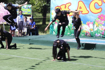 Фотография к новости: Палатки, костры и дискотеки. Где и как смогут отдохнуть дети и подростки из Алматинской области?