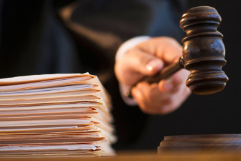 Фотография к новости: Мама погибшего в Шымкенте солдата отсудила у Минобороны РК 1,5 млн тенге