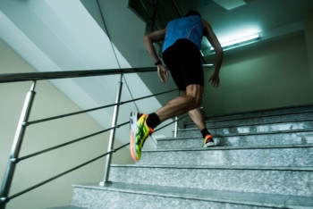 Фотография к новости: В Астане впервые пройдет массовый забег на небоскреб в 34 этажа