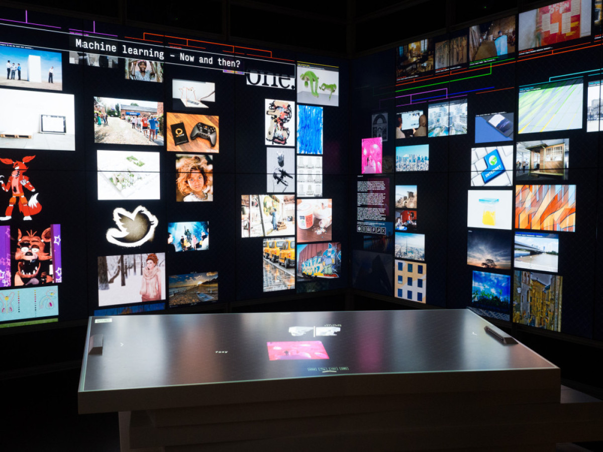  Ars Electronica Center