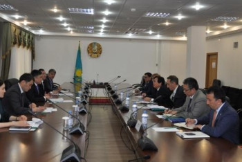 Фотография к новости: Миннацэкономики РК готово к сотрудничеству по приоритетным проектам с АБР