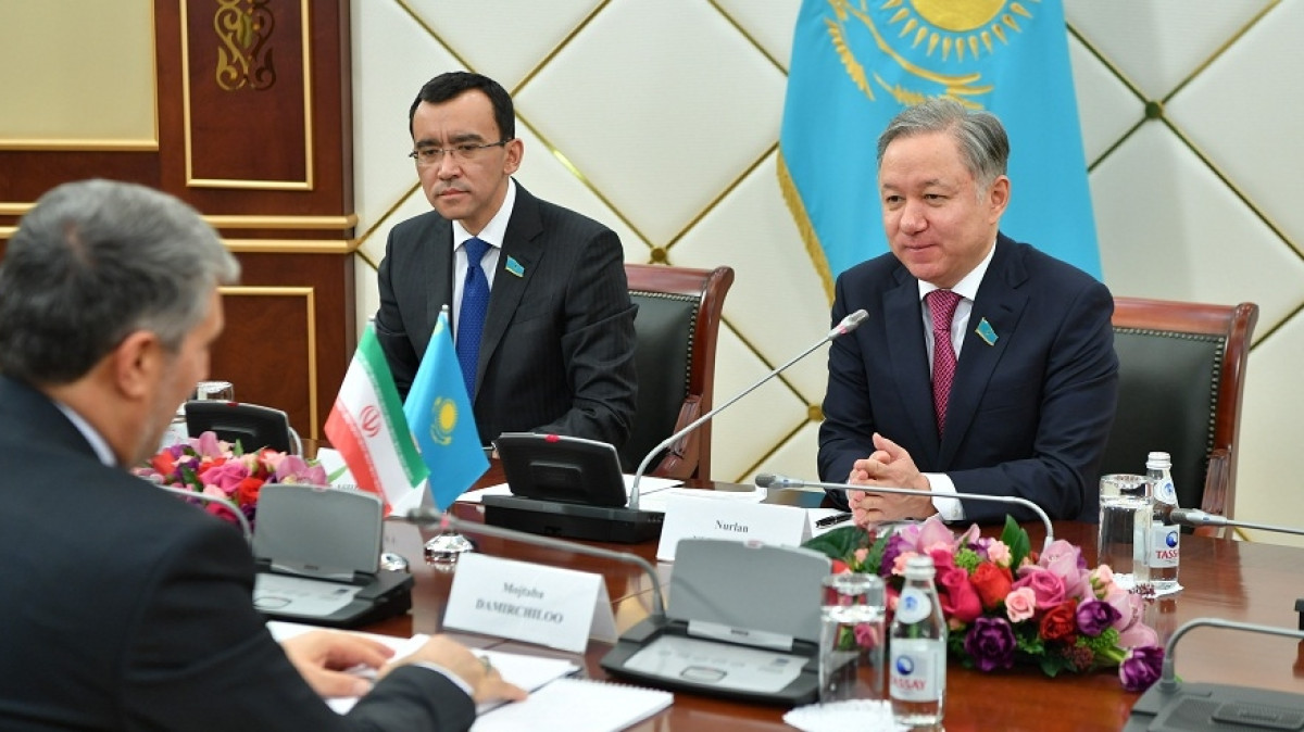  пресс-служба Мажилиса РК