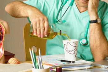 Фотография к новости: Биртанов разберется со случаем выезда пьяных сотрудников скорой помощи