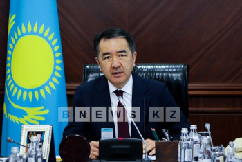 Фотография к новости: Б.Сагинтаев: Плохо, что кого попало берете на работу