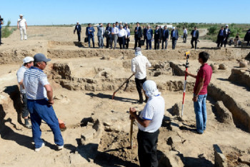 Фотография к новости: Визит в Кызылординскую область: Реализация программной статьи Главы государства 
