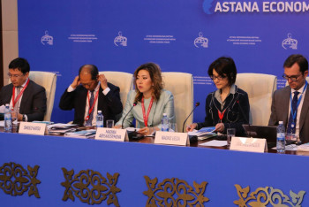 Фотография к новости: Казахстан вступил в траекторию восстановительного роста экономики