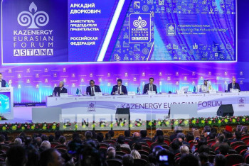 Фотография к новости: Мировая энергетика не должна быть заложником сиюминутной политики - Дворкович