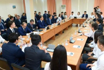 Фотография к новости: Какими будут профессии будущего, рассказал Сагинтаев молодежи Атырауской области