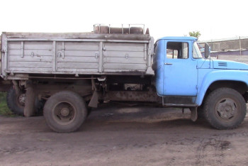 Фотография к новости: Ребенок выпал из грузовика и погиб под его колесами в Костанайской области