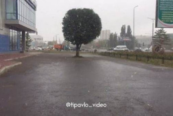 Фотография к новости: В Павлодаре выпал снег