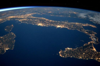 Фотография к новости: К Земле в ночь на четверг приблизится гигантский астероид 