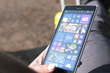 Фотография к новости: Потеря управления спутника KazSat-2 частично повлияла на работу сотовой связи