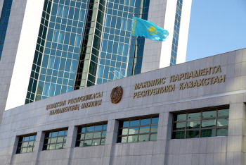 Фотография к новости: Н.Нигматулин подписал распоряжение о созыве совместного заседания палат парламента РК