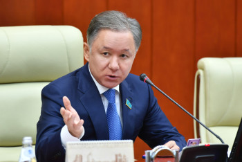 Фотография к новости: Н.Нигматулин раскритиковал законопроект о местном самоуправлении