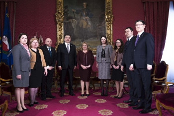 Фотография к новости: Посол Казахстана вручил верительные грамоты Президенту Мальты 