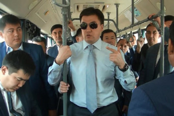 Фотография к новости: Экс-аким Шымкента попросил прощения у коллег