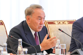 Фотография к новости: Казахстан и Узбекистан намерены увеличить торговлю к 2020 году до 5 млрд долларов