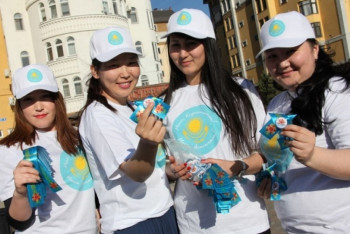 Фотография к новости: В канун 9 мая в Астане будут раздавать Ленты Победы