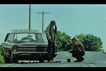 Фотография к новости: Казахстанца сбили на трассе в России, когда он менял колесо