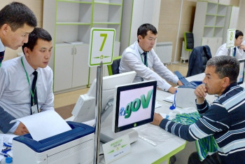 Фотография к новости: ЦОНы готовы к наплыву населения с введением временной регистрации – Ш.Абдильманов 