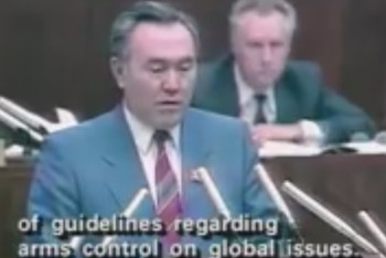 Фотография к новости: В сети появился сюжет передачи World Monitor о Главе государства 