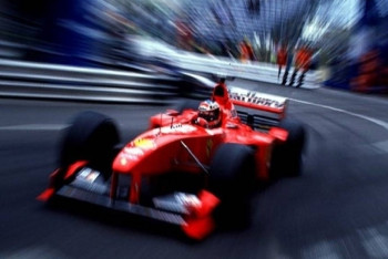 Фотография к новости: Из-за гонок на болидах в Алматы перекроют проспект Достык