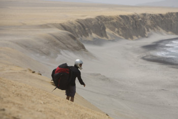 Фотография к новости: Чудесное спасение женщины из-под оползня в Перу 