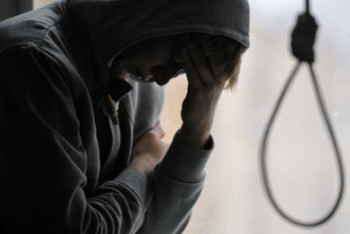 Фотография к новости: В Костанайской области 17-летняя девушка свела счеты с жизнью