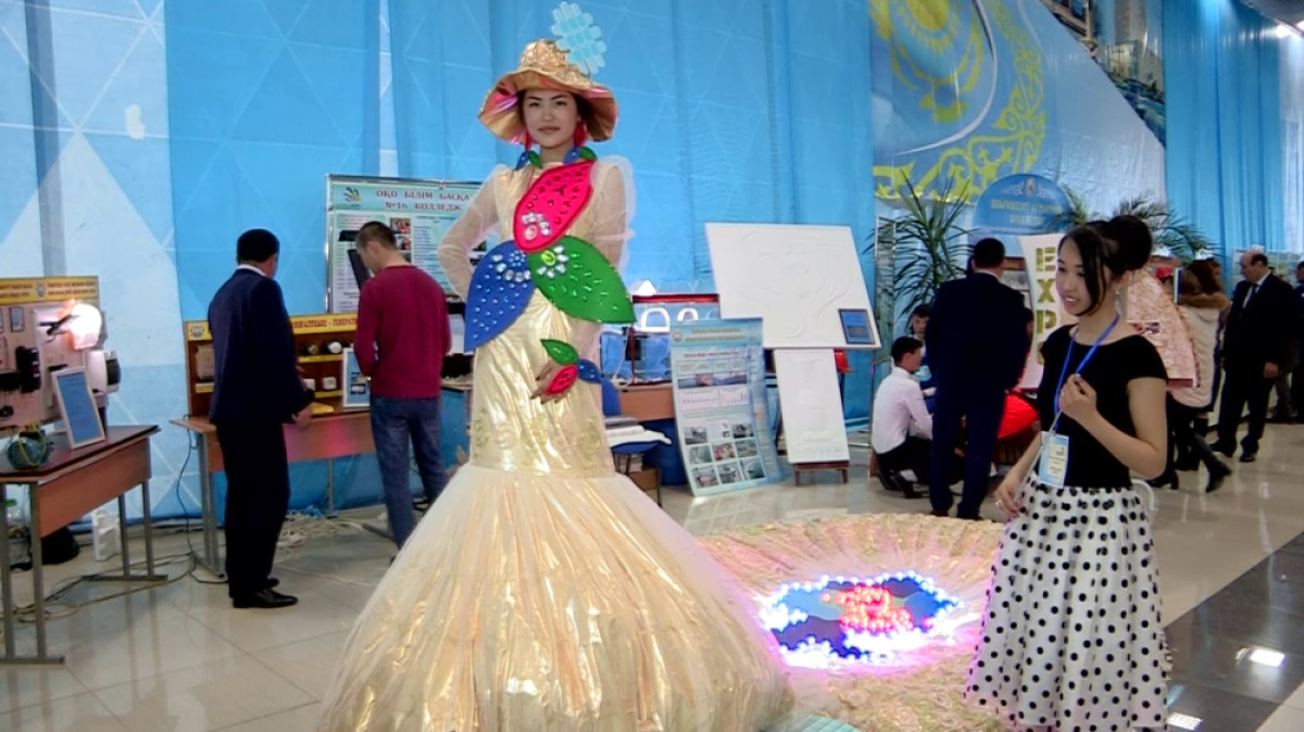  Мария Захарова