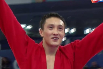 Фотография к новости: Актюбинец Есет Куанов завоевал золото на чемпионате мира по самбо в Сочи