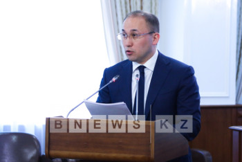 Фотография к новости: Д.Абаев: Блогеры не будут приравнены к СМИ