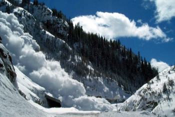 Фотография к новости: Сегодня и завтра в Алматы сохраняется опасность схода лавин