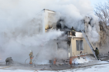 Фотография к новости: При пожаре в здании Кокшетау сгорел человек