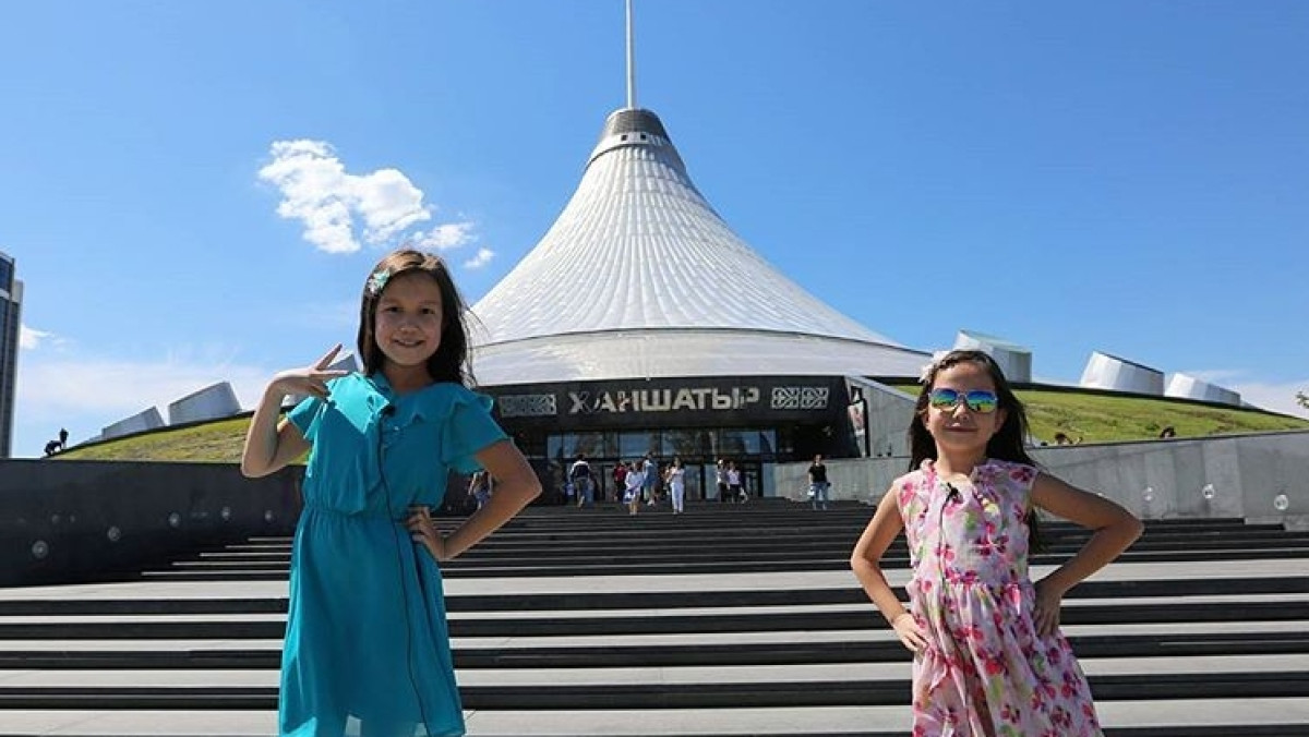  instagram/Kids World KZ