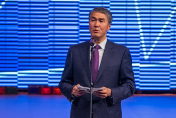 Фотография к новости: А.Исекешев: Астанчане живут на три года дольше остальных казахстанцев