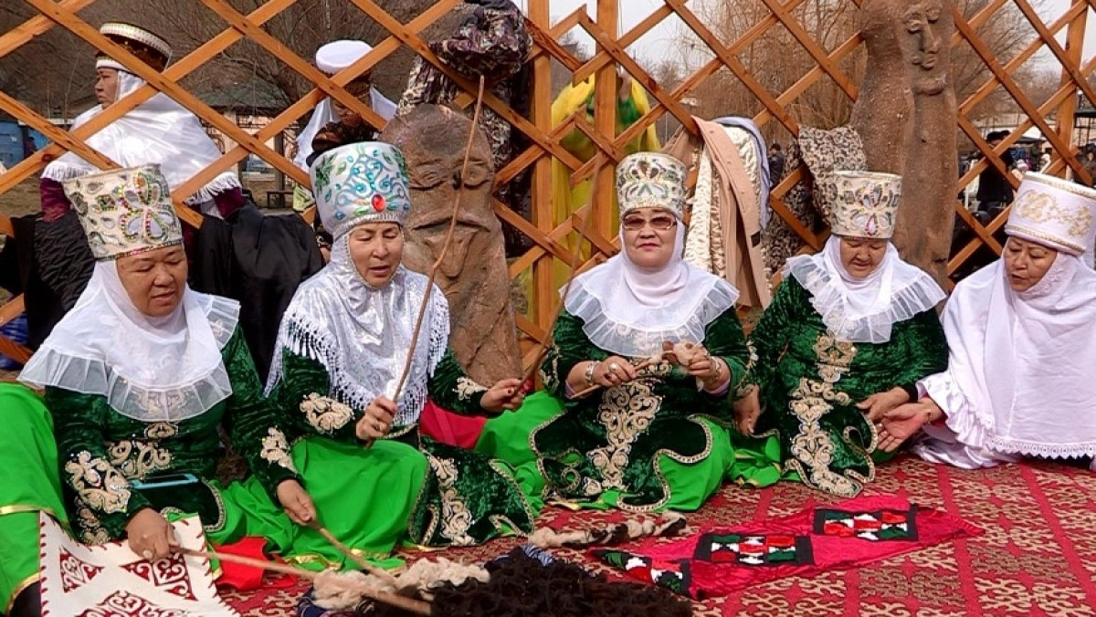  Мария Захарова